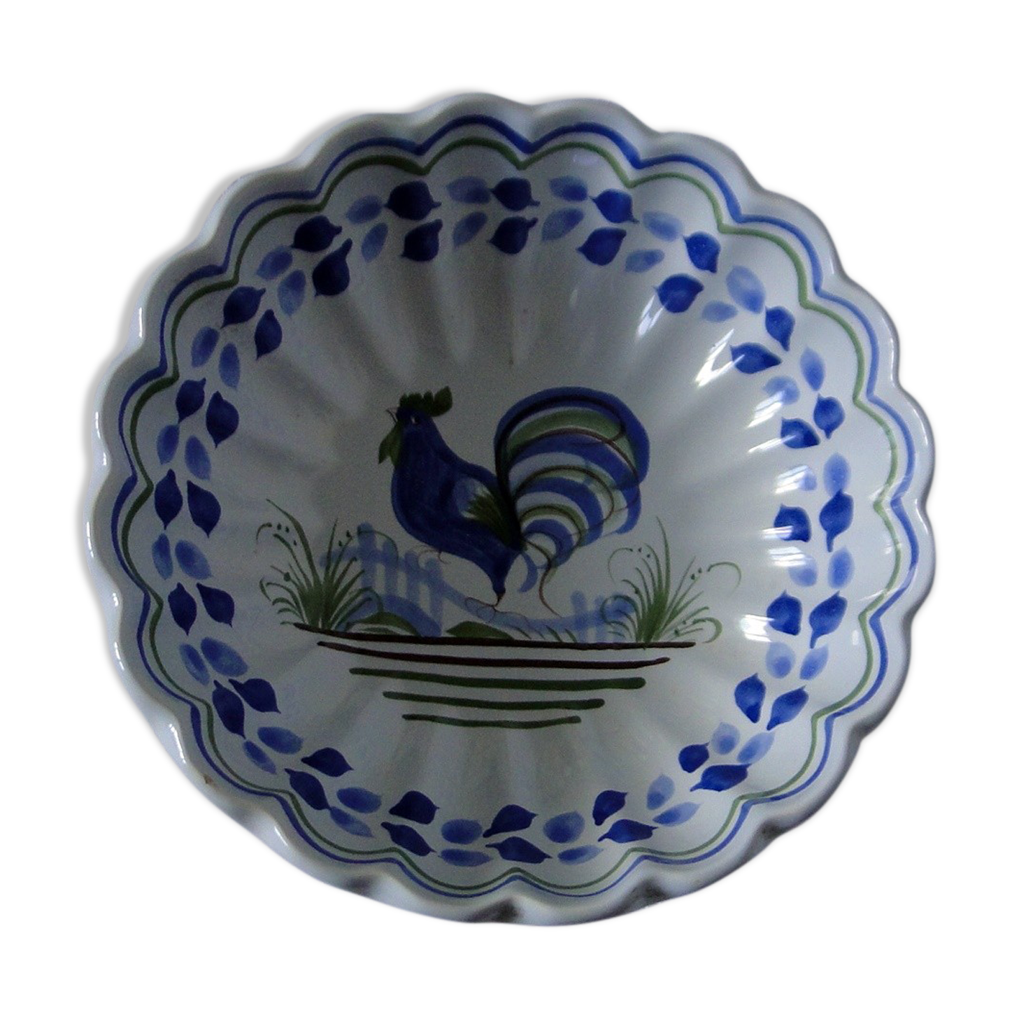 Decor cup with blue rooster hb henriot quimper