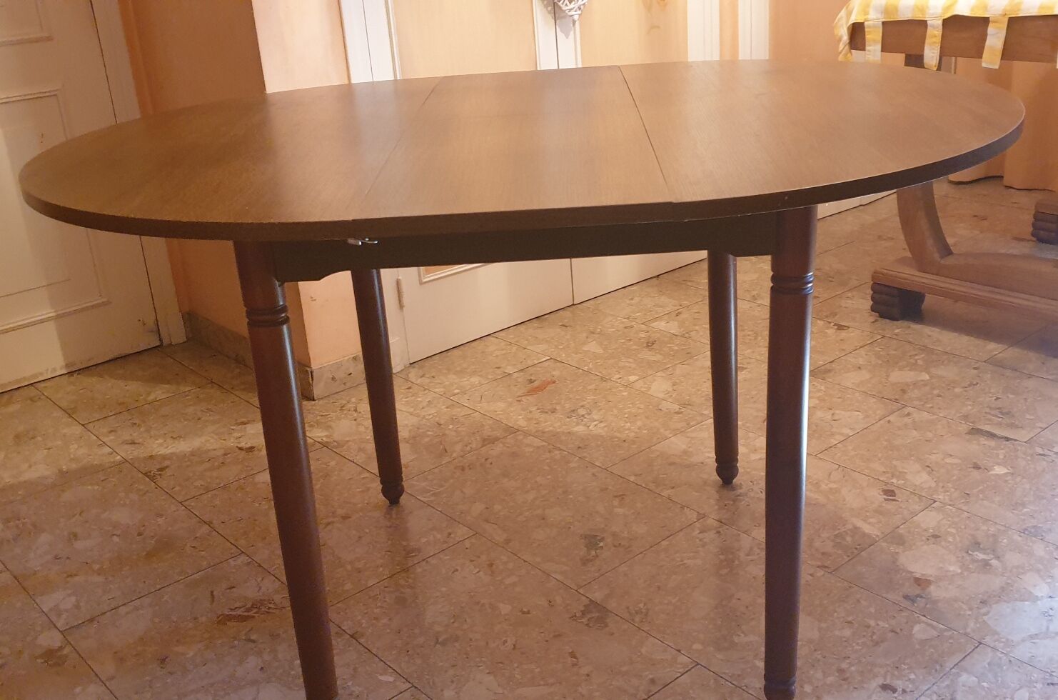 1970s wooden round table