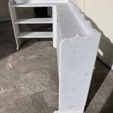 Country corner shelf