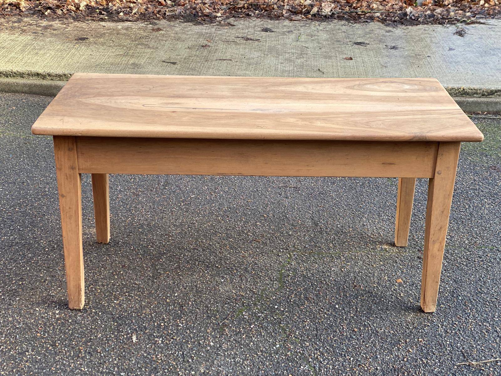 Renovated farmhouse table in solid oak from the 18th century with drawer, 150cm.