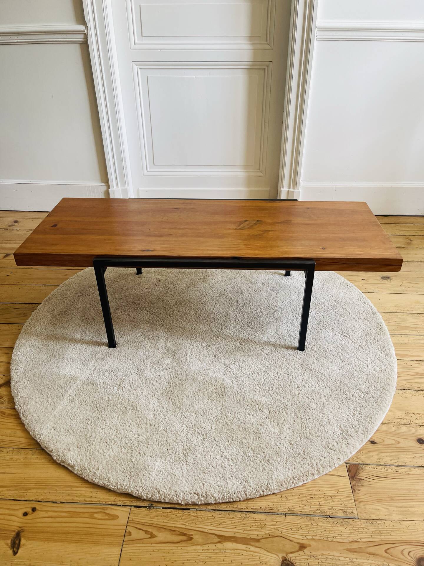 Table basse pin et métal vintage