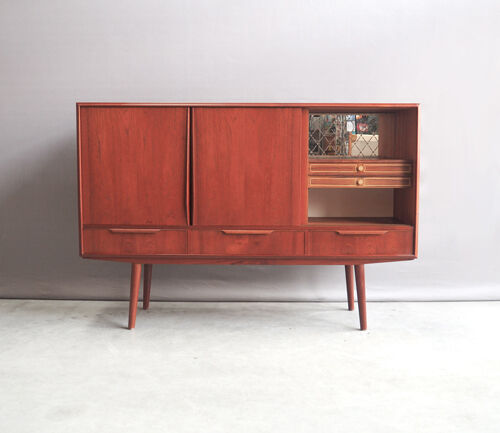 High 60's teak veneer sideboard with bar