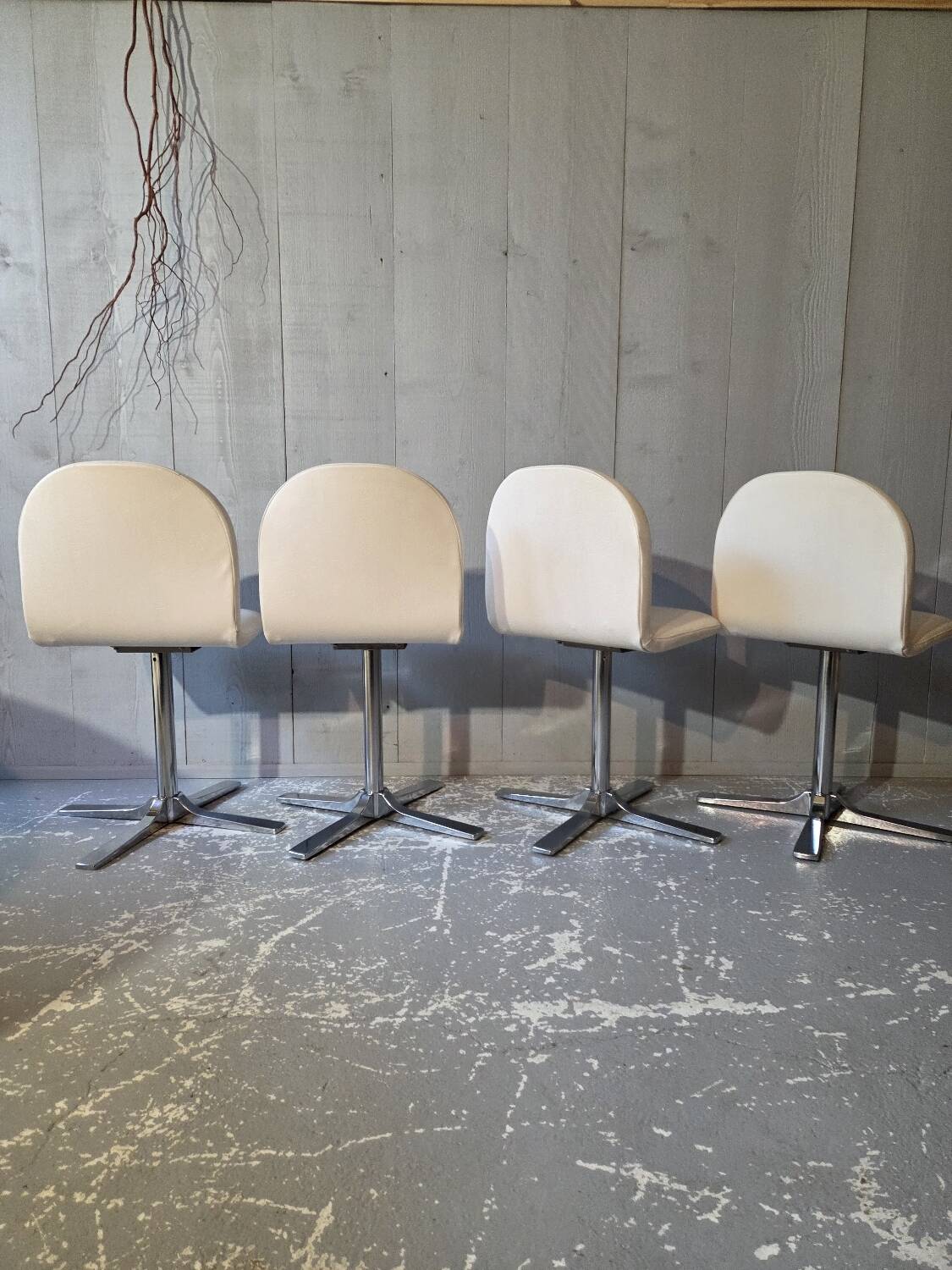 Chaises pivotantes skai blanc
