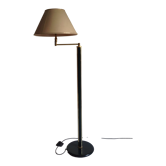 Floor lamp with articulated arm