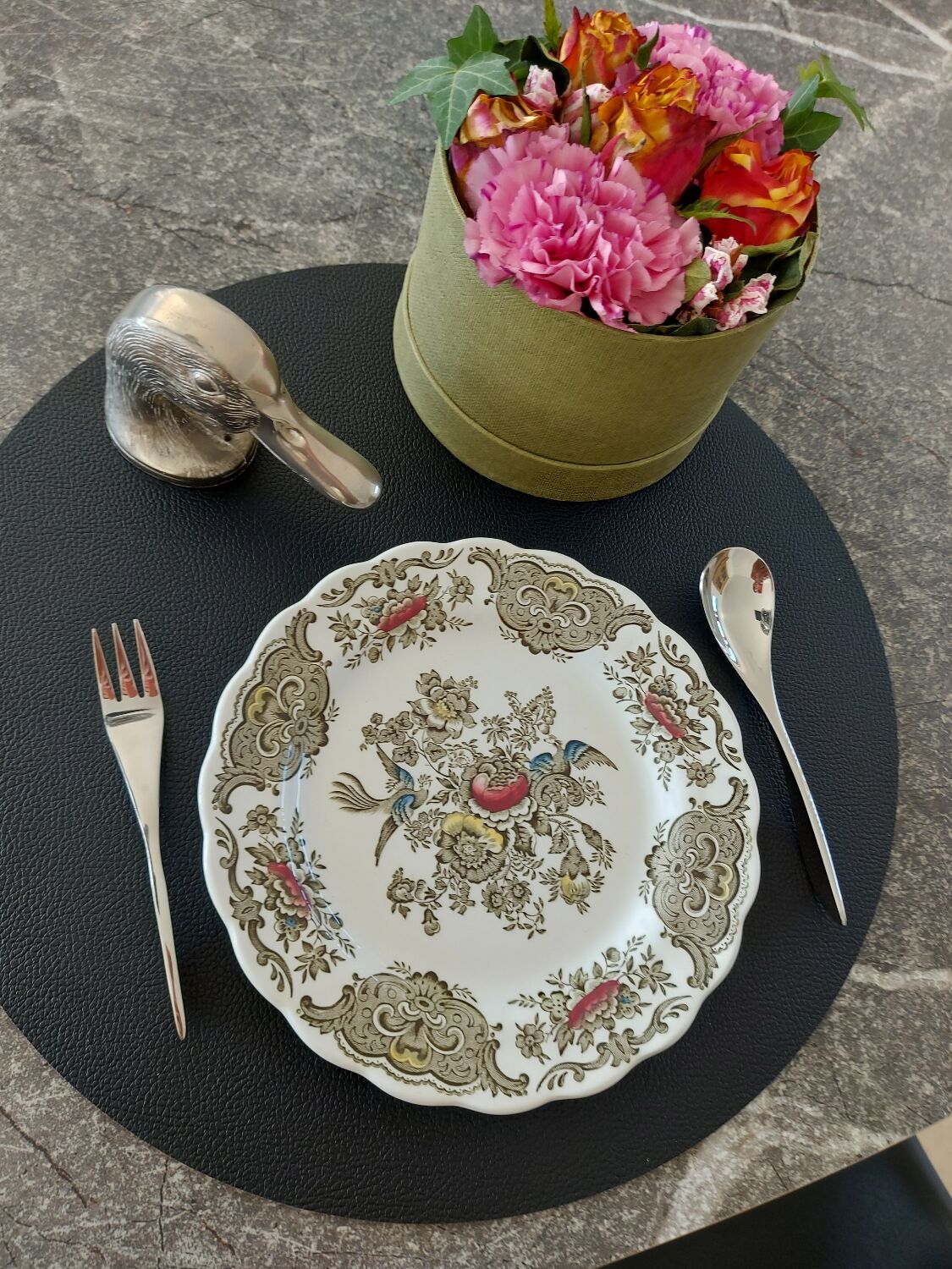 6 Windsor dessert plates by Ridgway Staffordshire