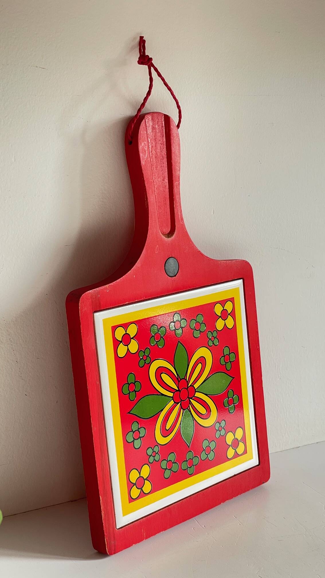 Vintage Red Plate Mat