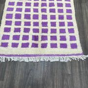 Handmade Berber rug in pure wool, size 150 x 250 cm