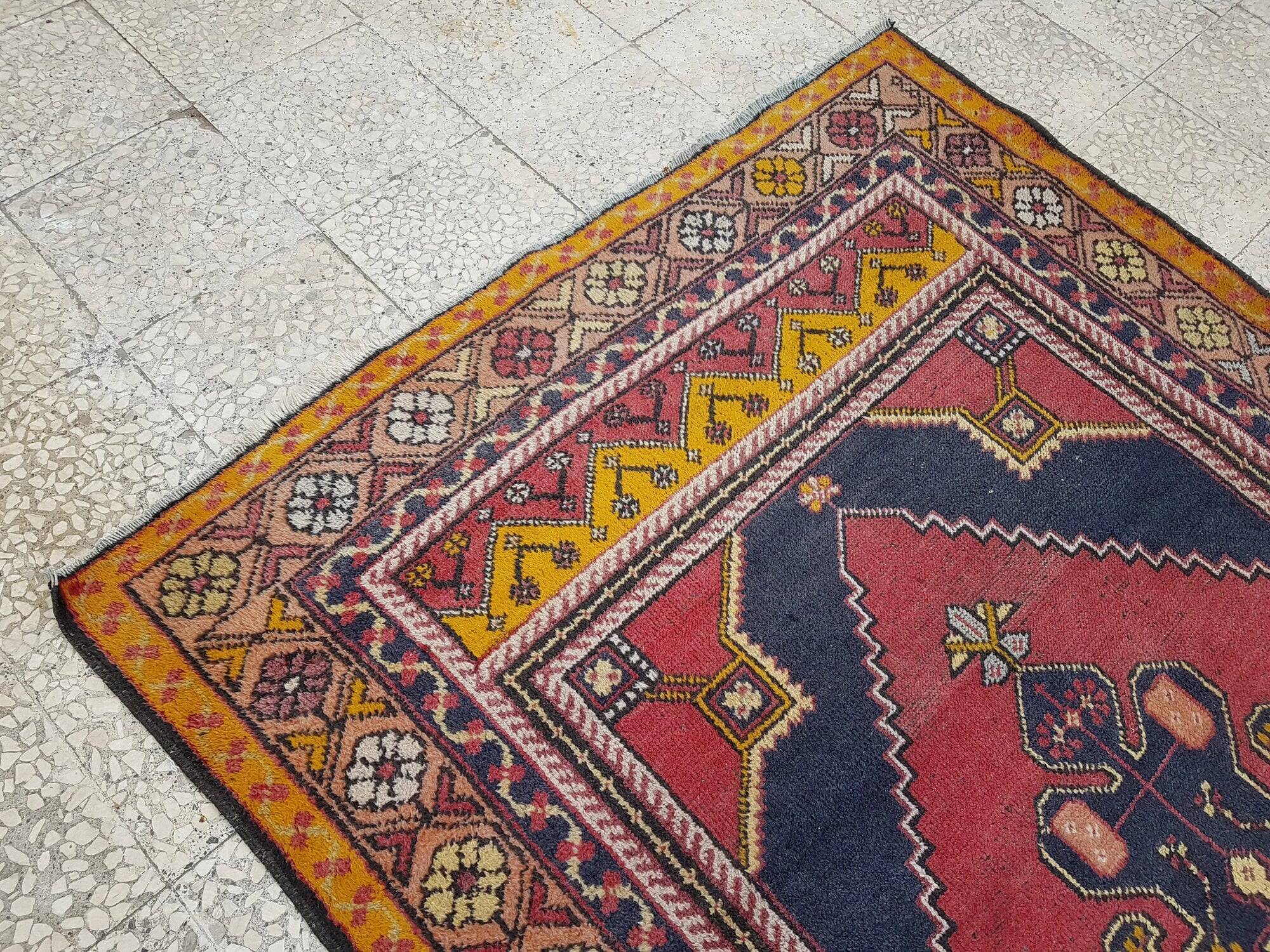 Tapis turc vintage fait main