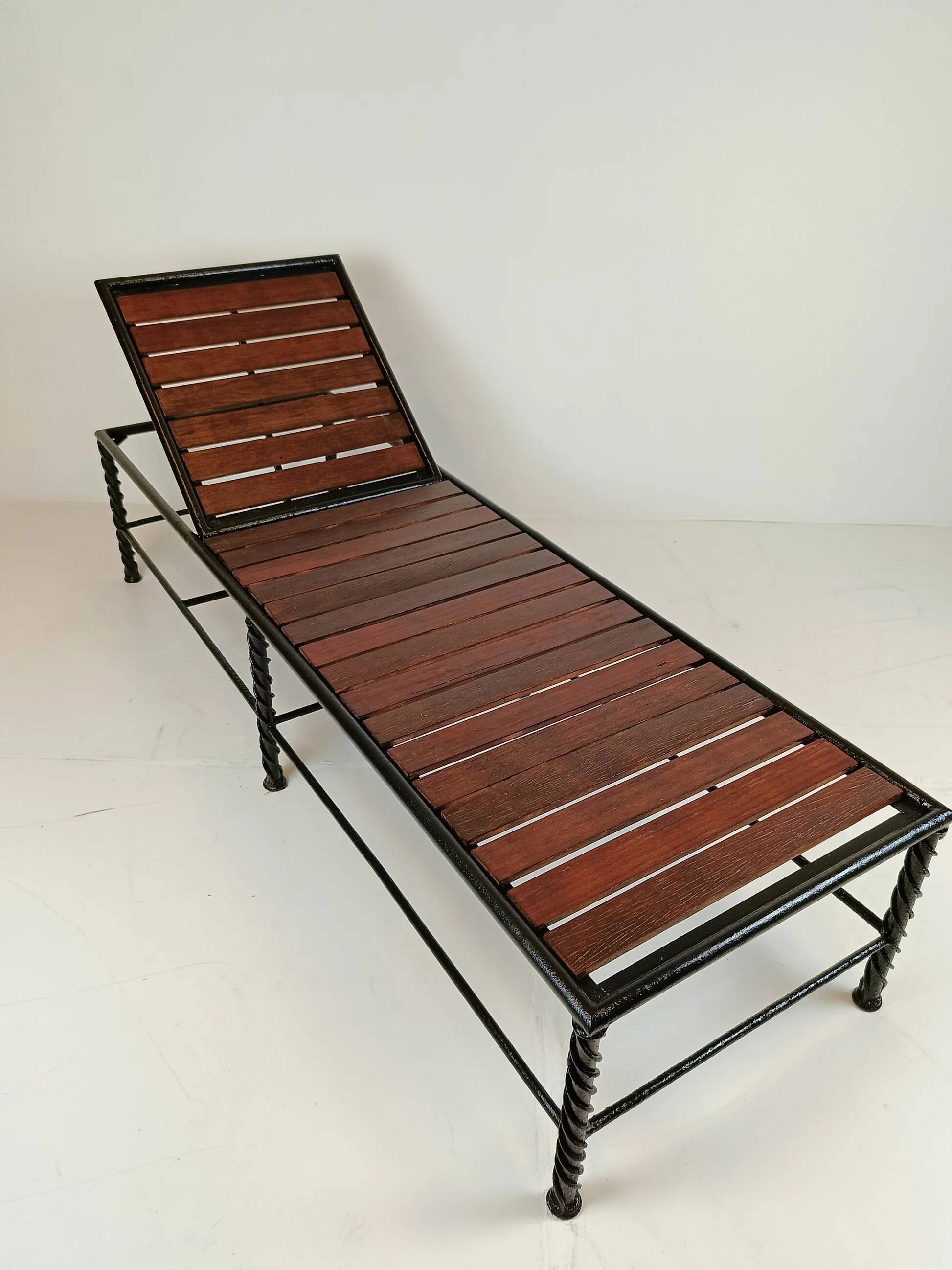Classic Italian daybed (1)