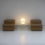 Lampe de table blanche en verre opalin blanc années 1970