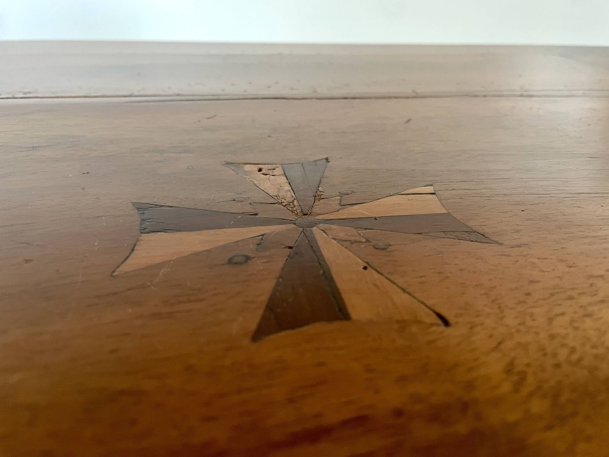 Table, small marquetry, early 20th century