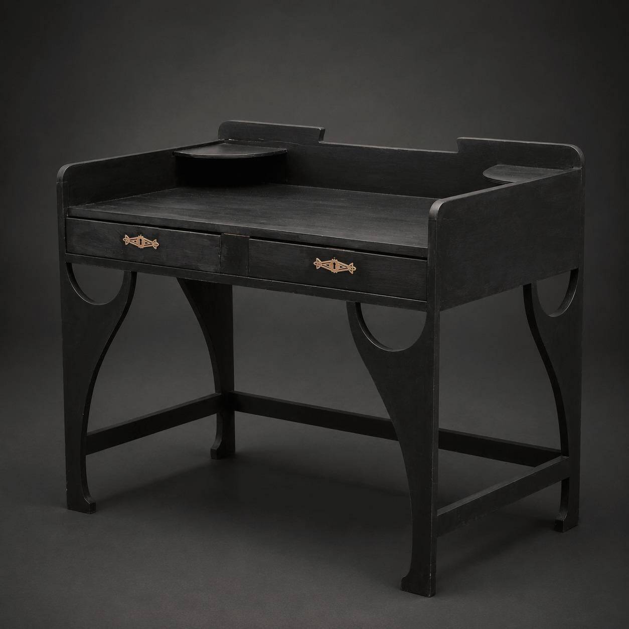 Sculptural desk by Jugend de N. Boman OY Finland, royal supplier to Sweden in 1927.