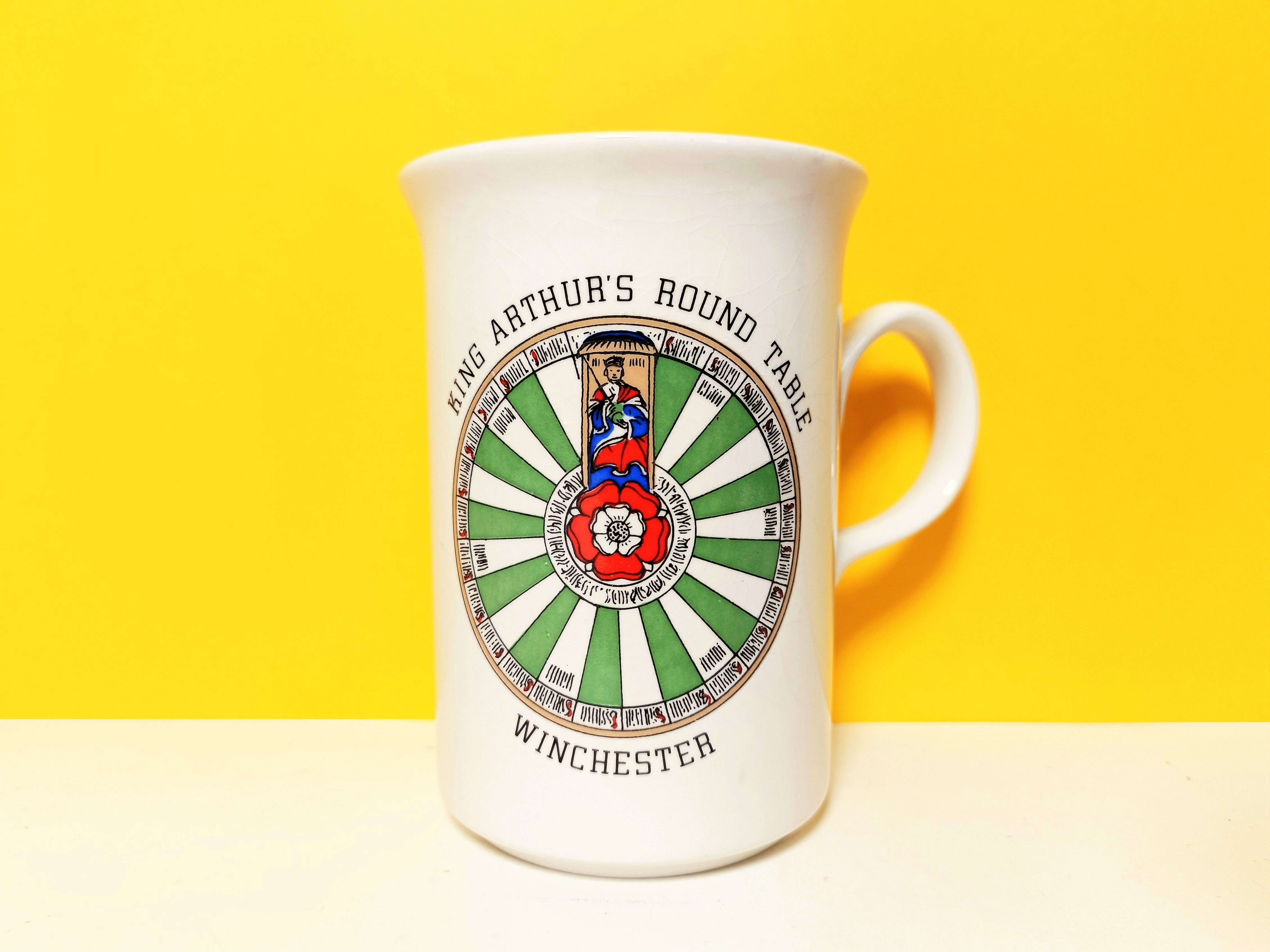 Mug anglais King Arthur Round Table