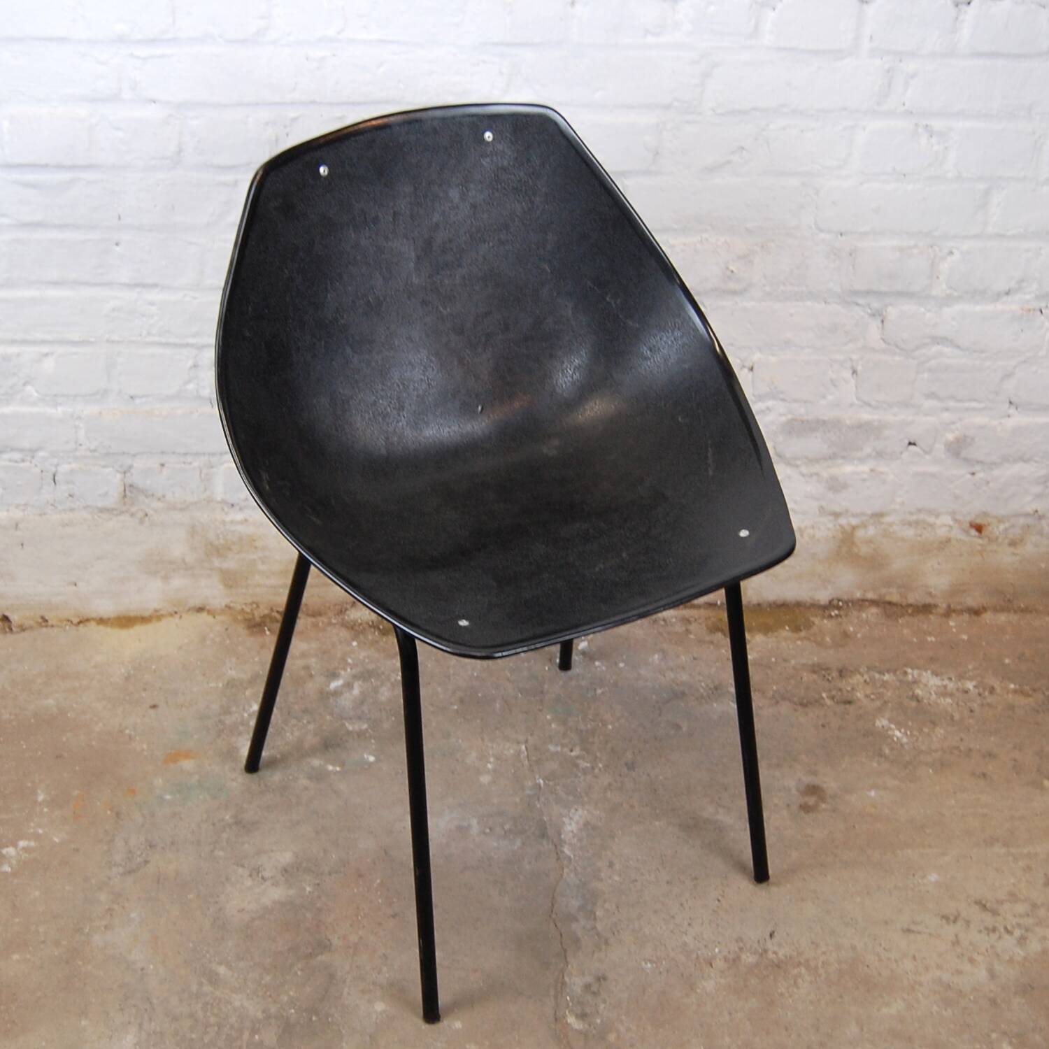 “Coquillage” chair by Pierre Guariche for Meurop 1960s