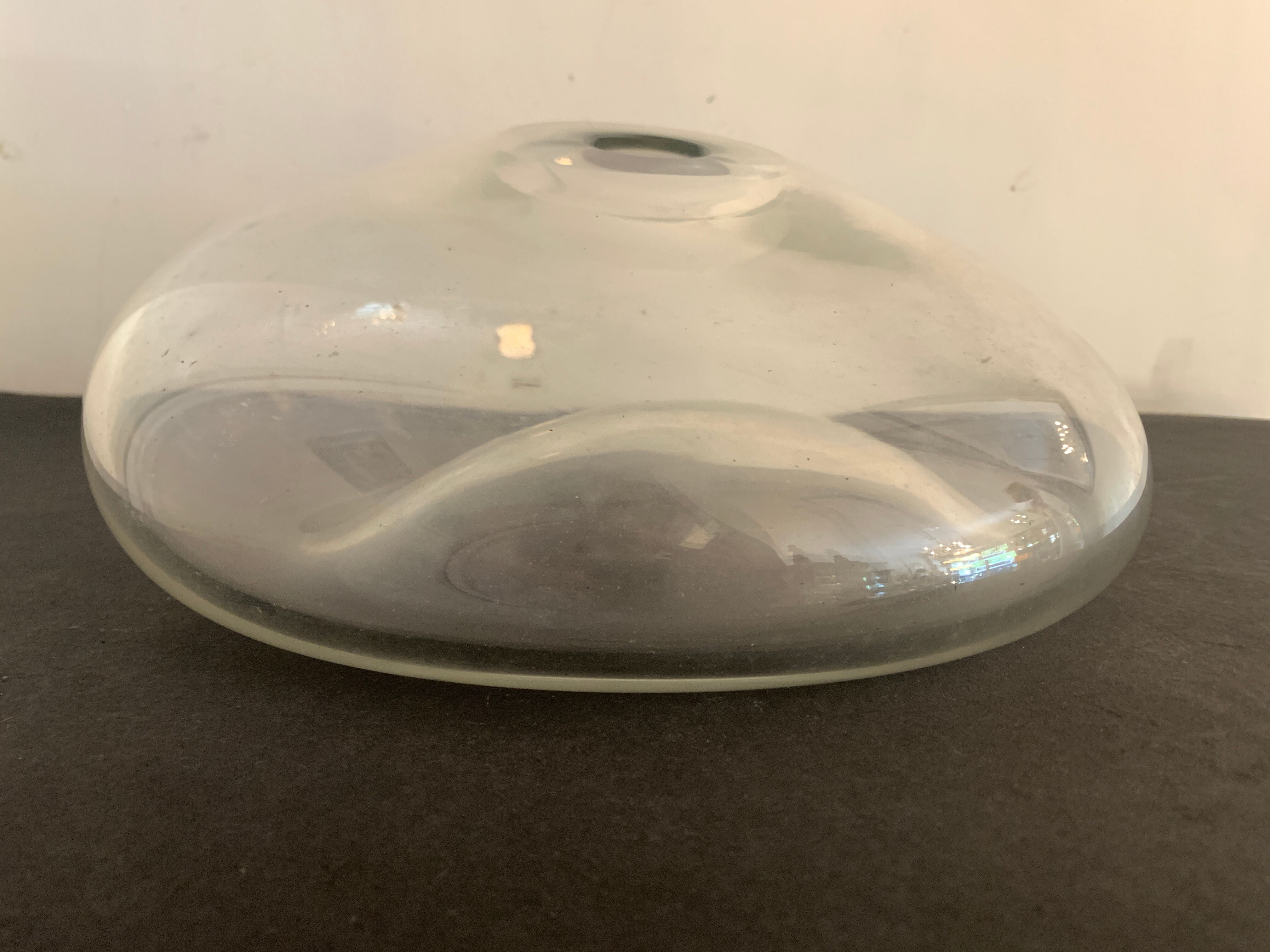 Italian vase signed and labeled Alfredo Barbini, Murano, 1960