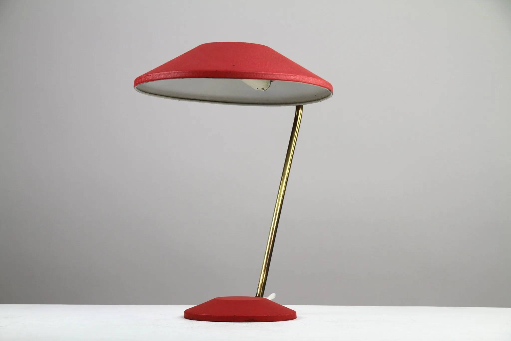 Red Shrink-Lacquered Brass Table Lamp, Germany, 1950s