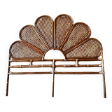 Flower-shaped rattan headboard