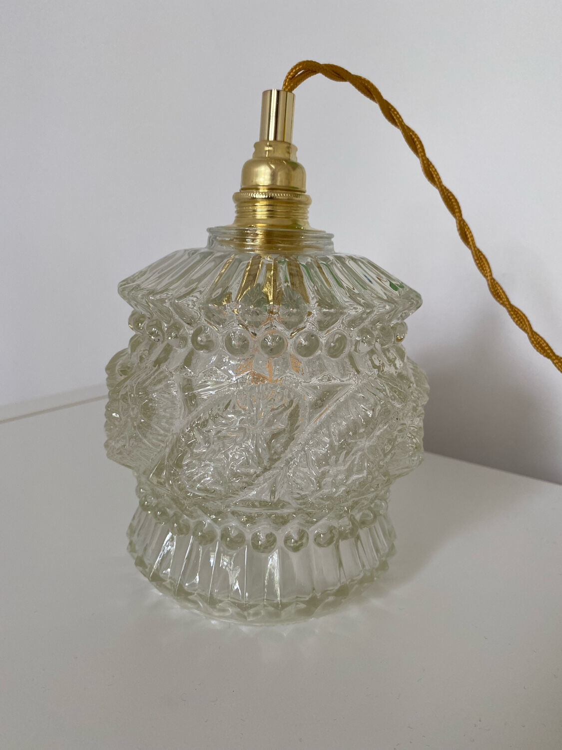 Lamp with vintage globe