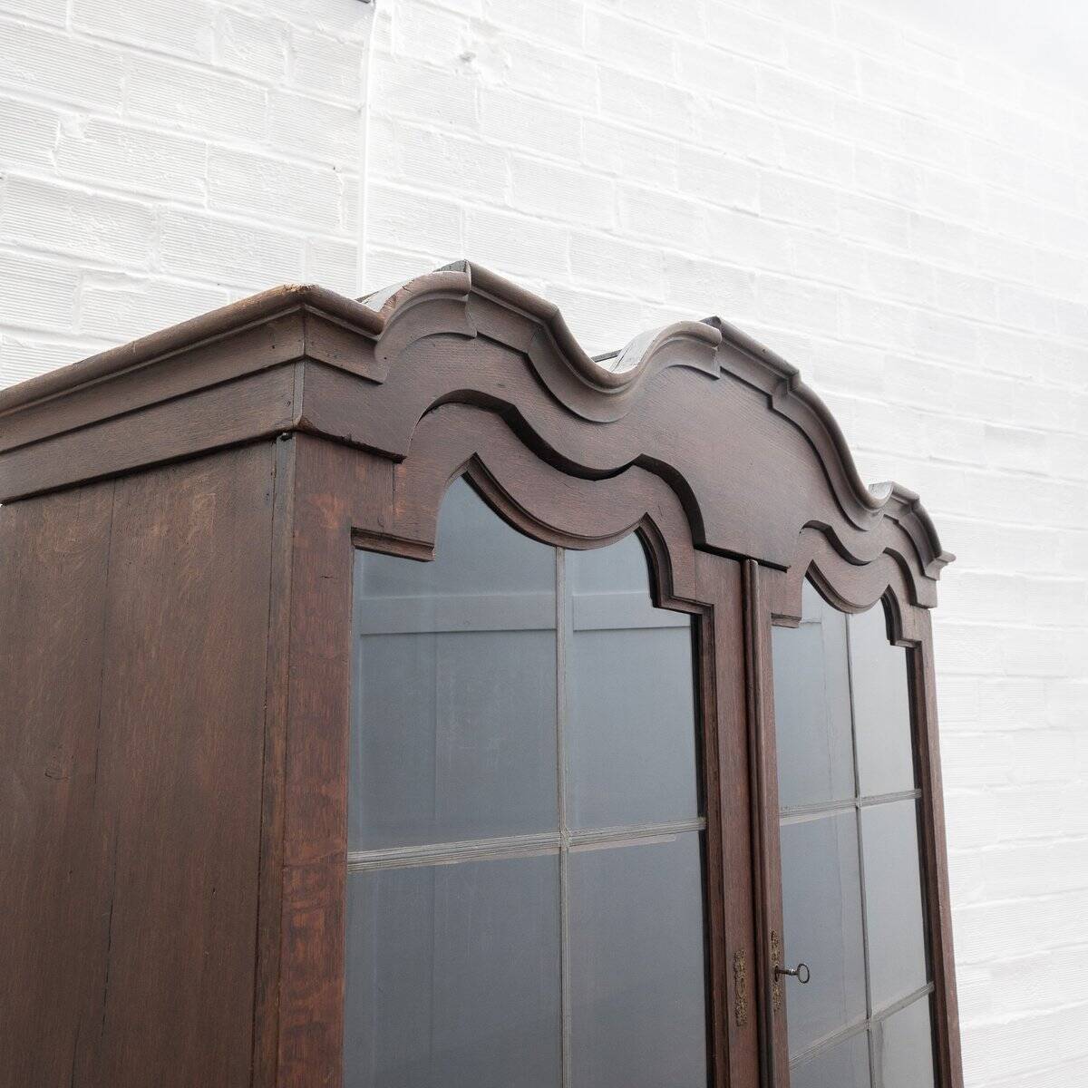 Cabinet en chêne néerlandais antique, 1800