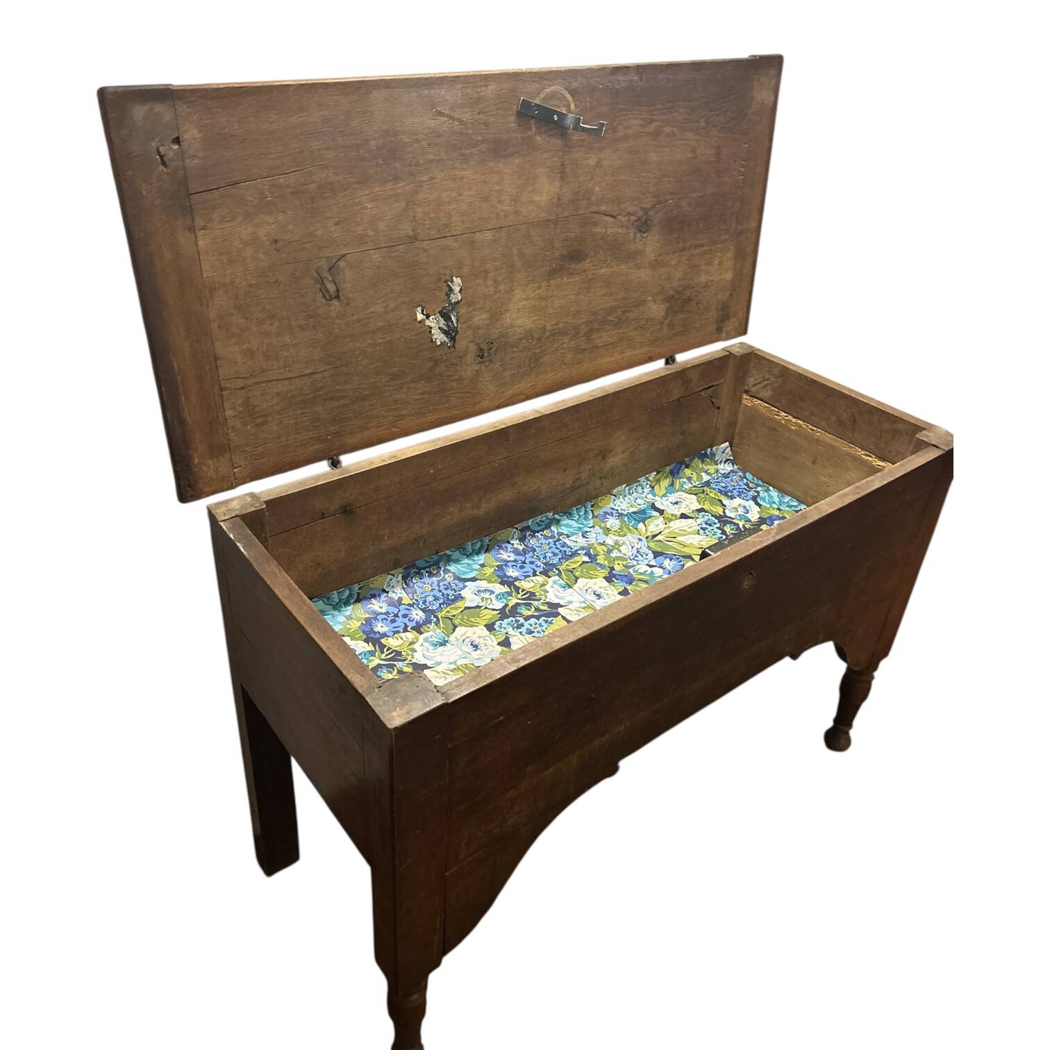 Old wooden chest – vintage storage furniture