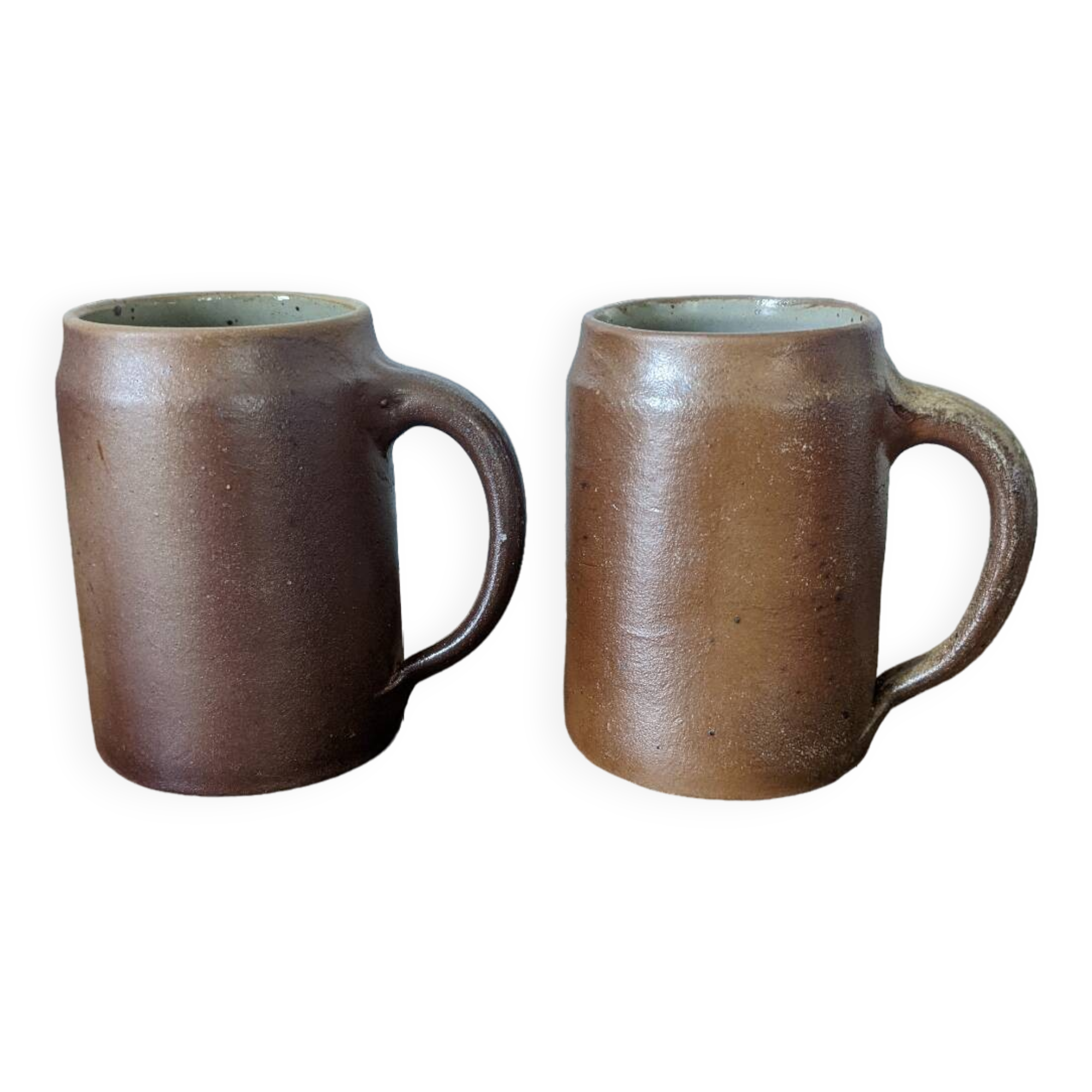 Pair of stoneware mugs