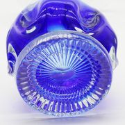 Vase en verre bleu