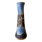 Vase en grès signé