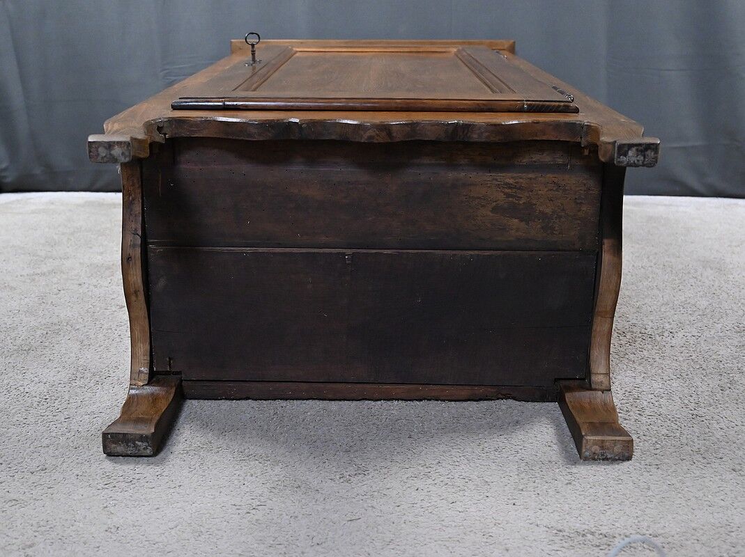 Regional standing man in solid oak – 2nd part of the 19th century