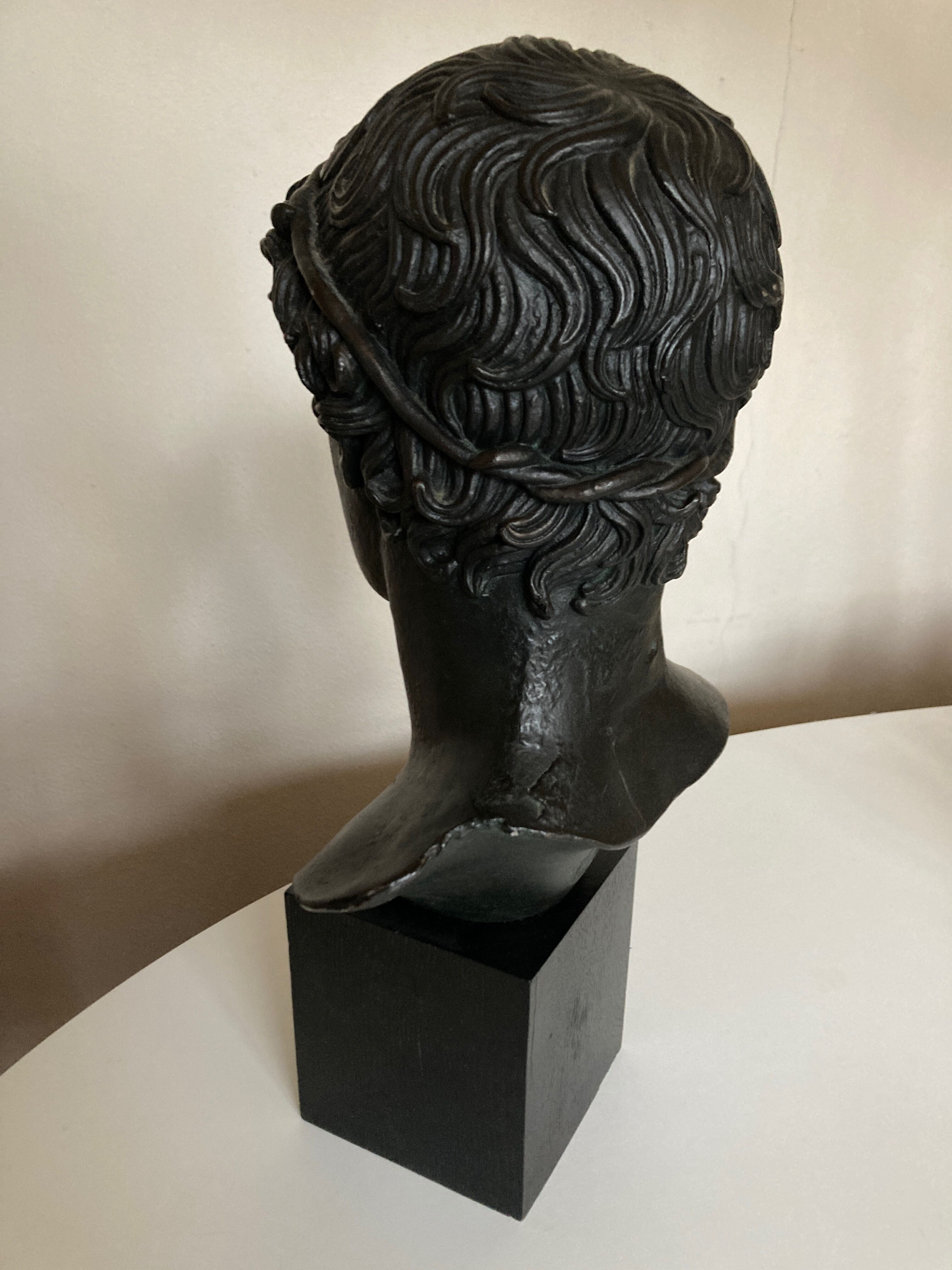 Athlete's head winner Greco Roman antiquities Louvre Museum