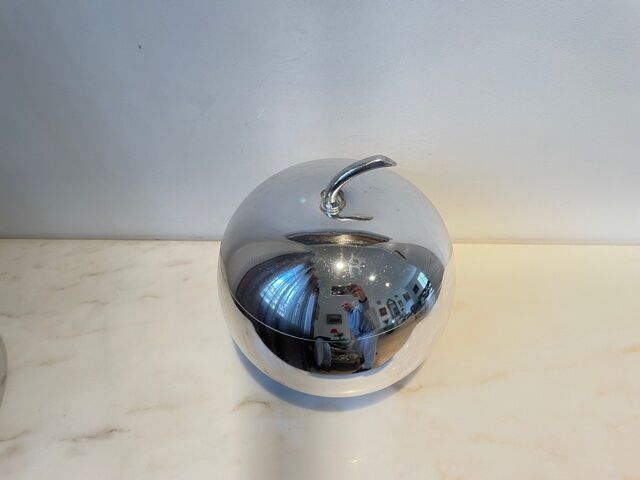 Silver metal ice bucket Apple brand Luxium 1970
