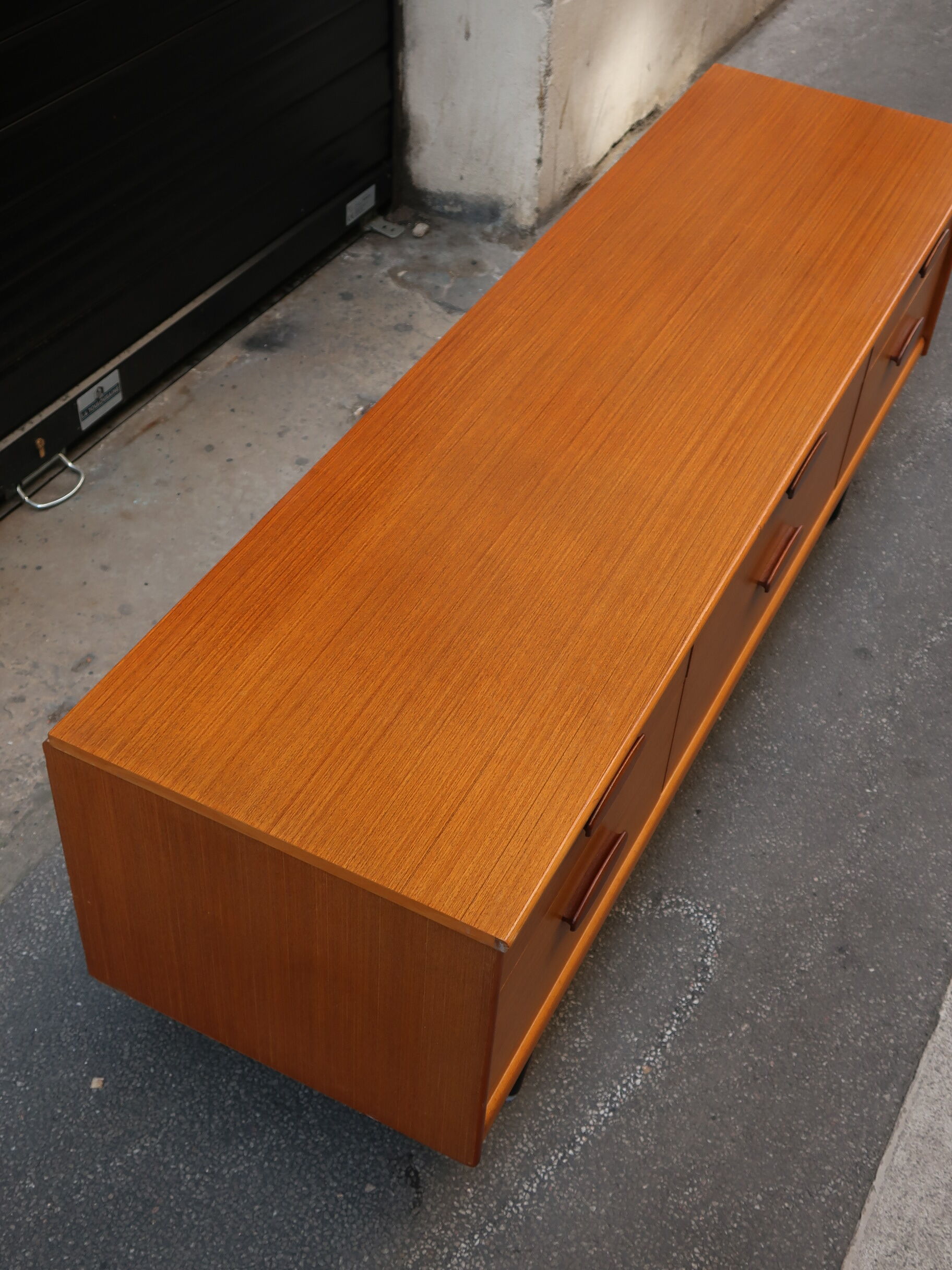 60s teak line in compass feet