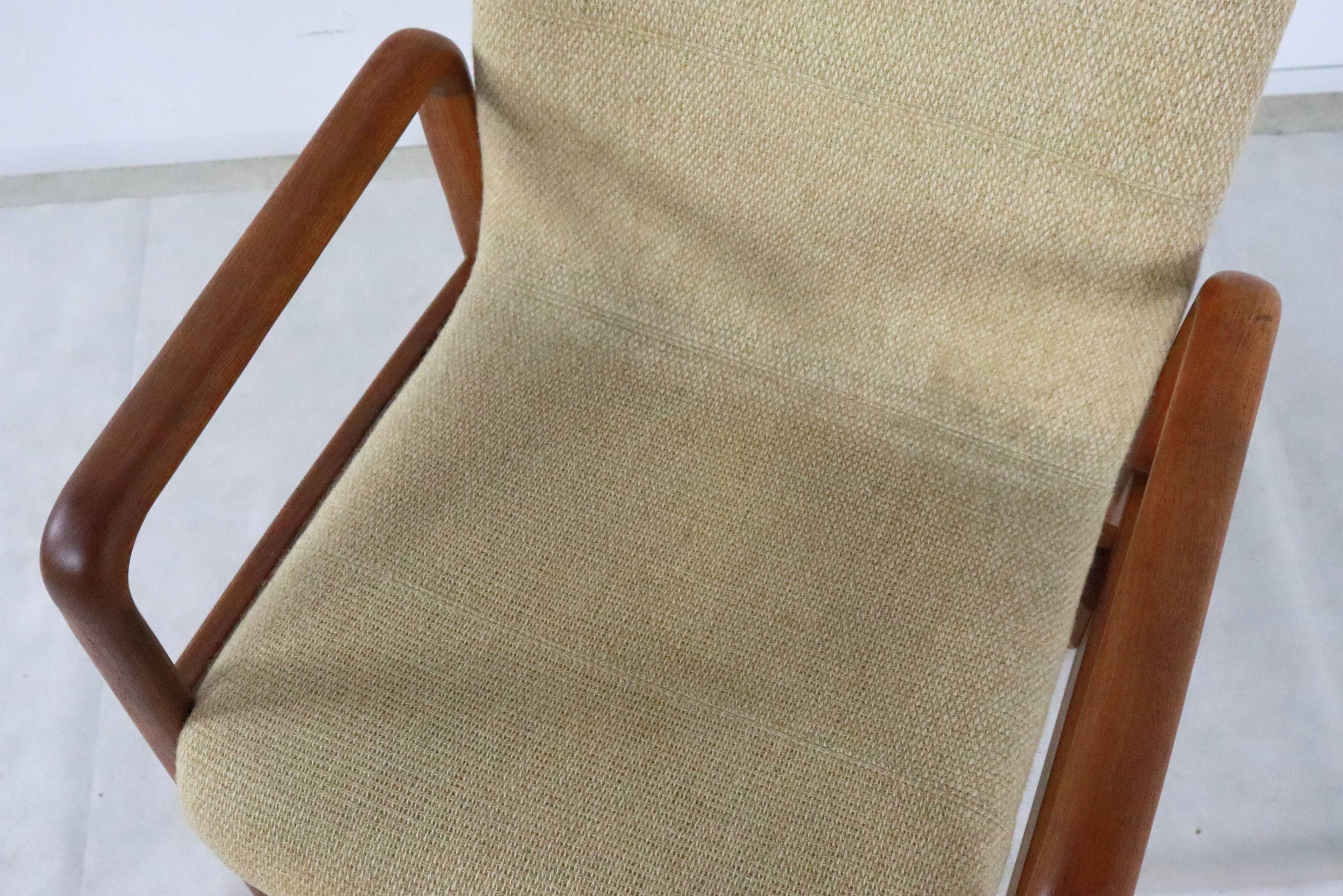 Dyrlund armchair 'Stukbaer'