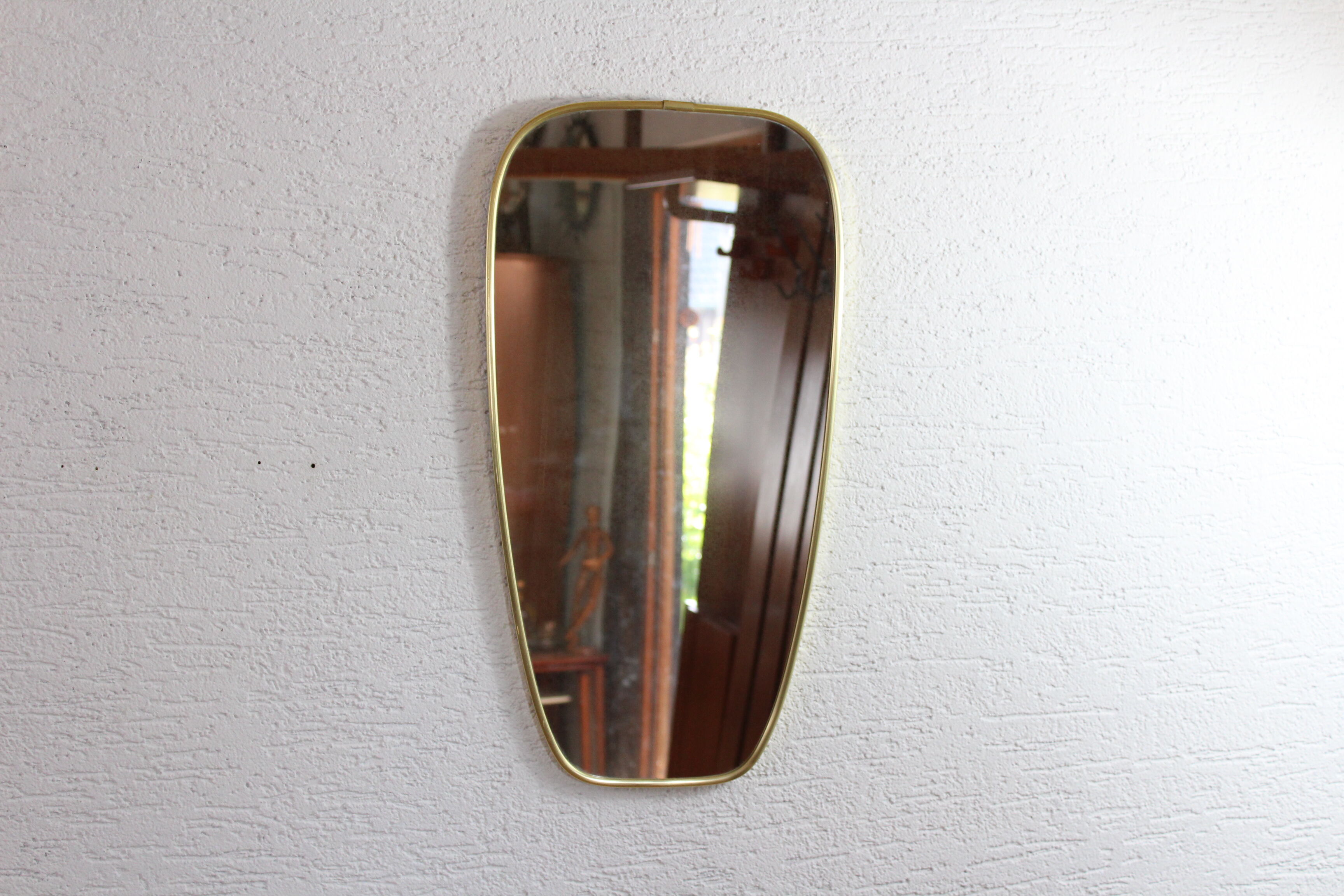 Asymmetrical mirror brass 60x31cm