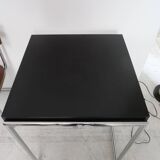 Bauhaus design table model Jean by Eileen Gray