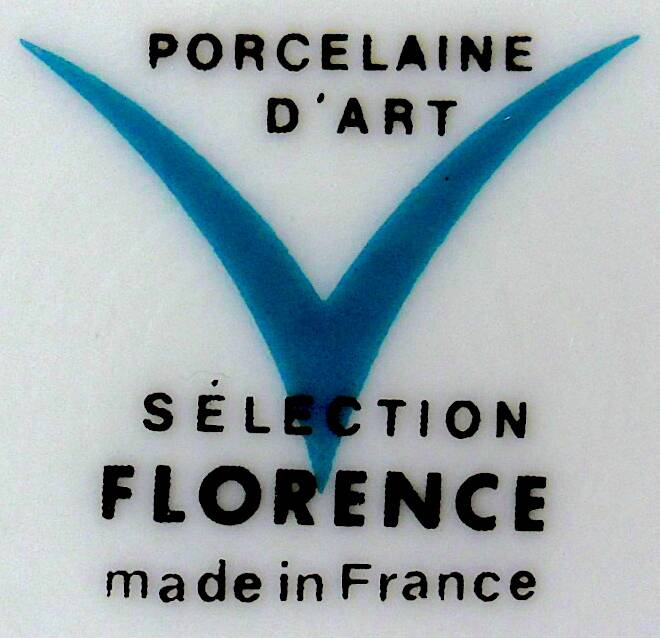 Moule à soufflé en porcelaine à décor fruitier