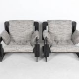 Pair of armchairs and coffee table Rover by Arne Jacobsen, 1968