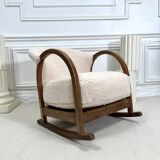 Rocking chair in sheepskin