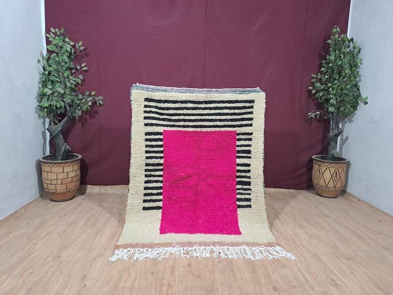 Handmade pure wool rug, traditionally woven, 1.5/2.5 m.