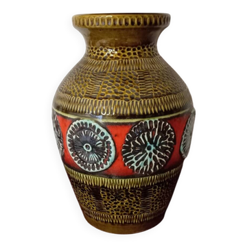 1970s vase