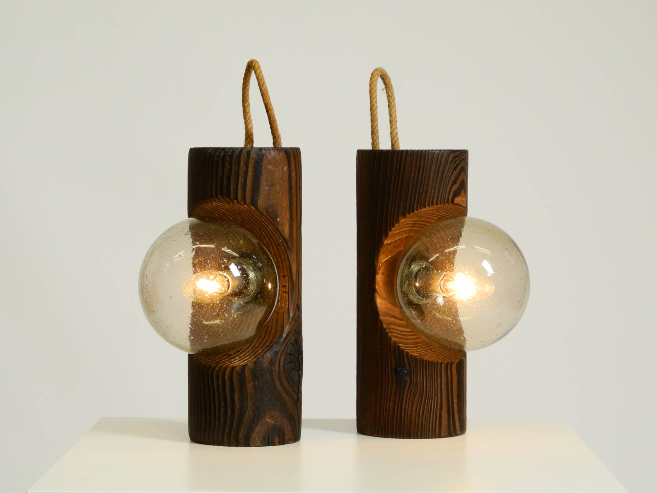 Pair of rare 1960s Temde table and wall lamps made of solid pine