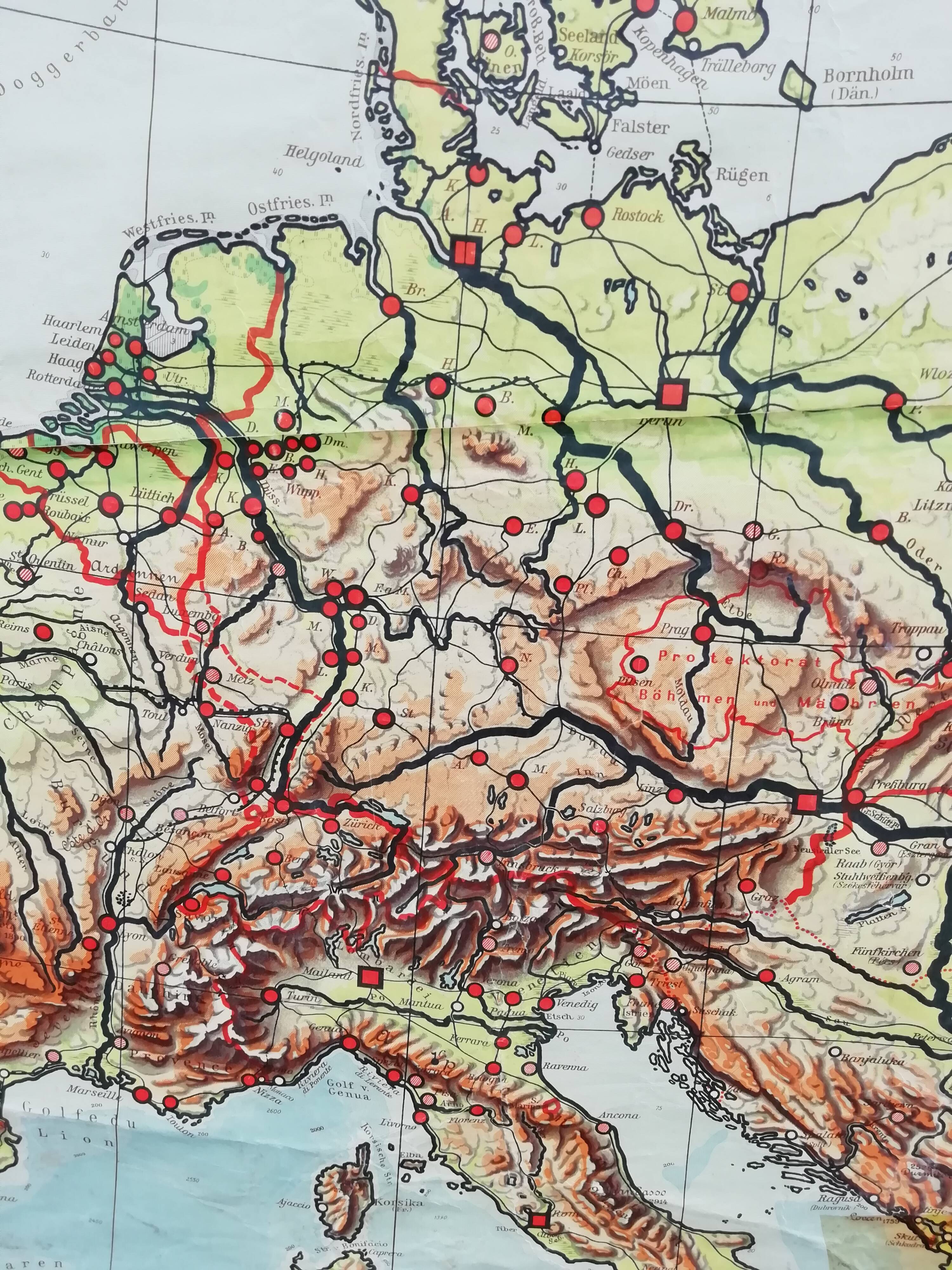 German School Map 1940-41 220x220cm