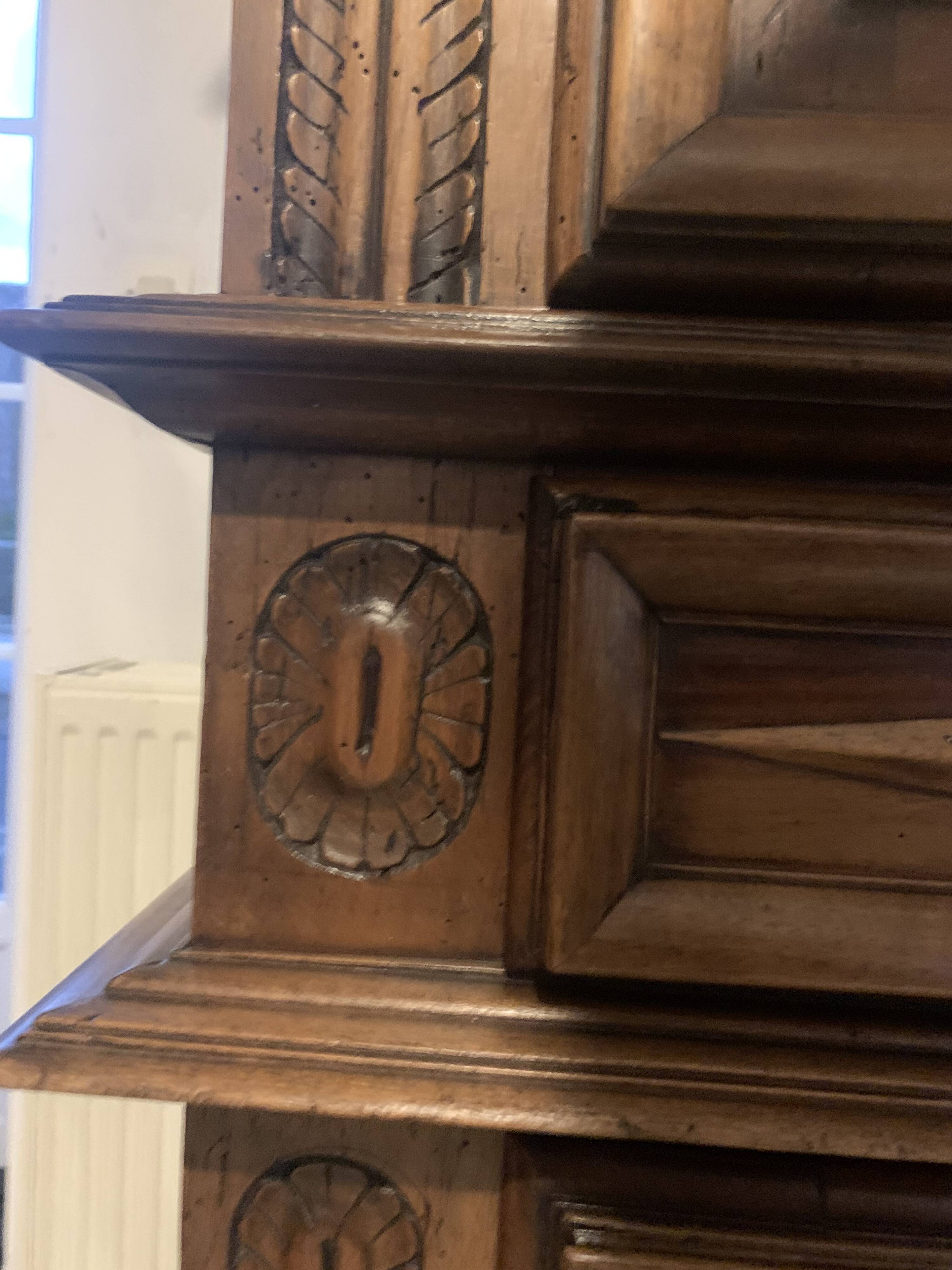 Cabinet louis xiii