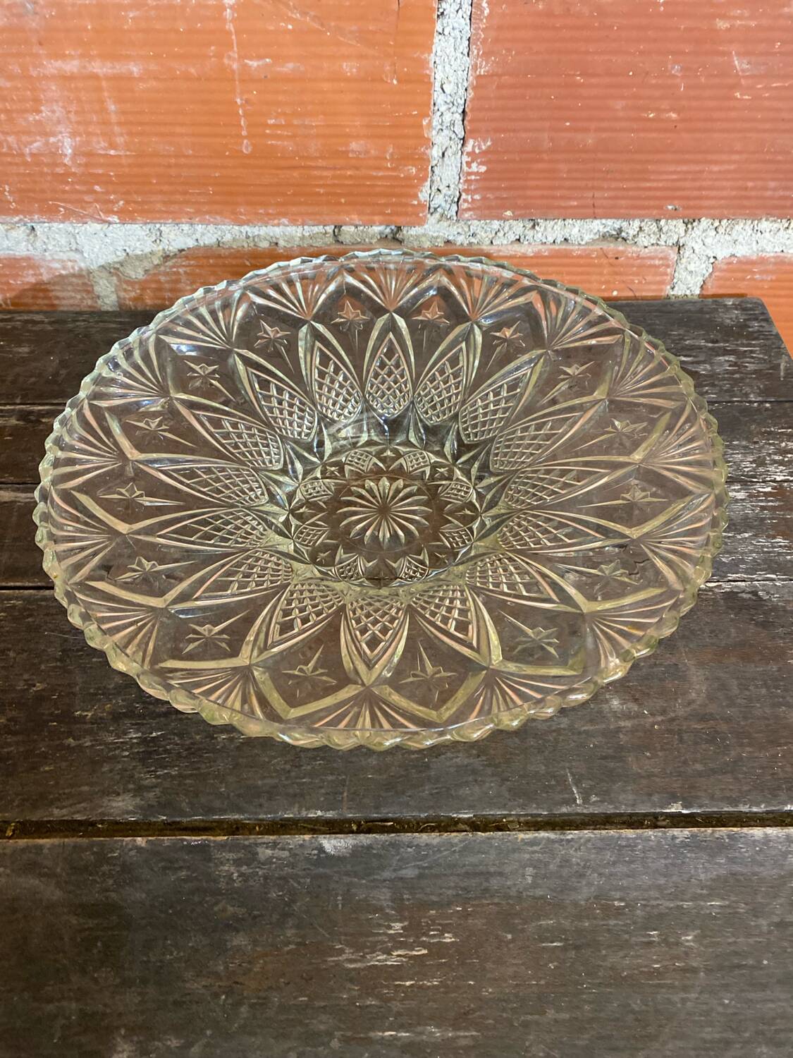 Coupe À Fruits Plat Ancien Verre Moulé & Taillé Vintage