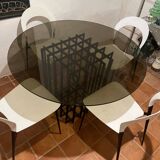 Cage table