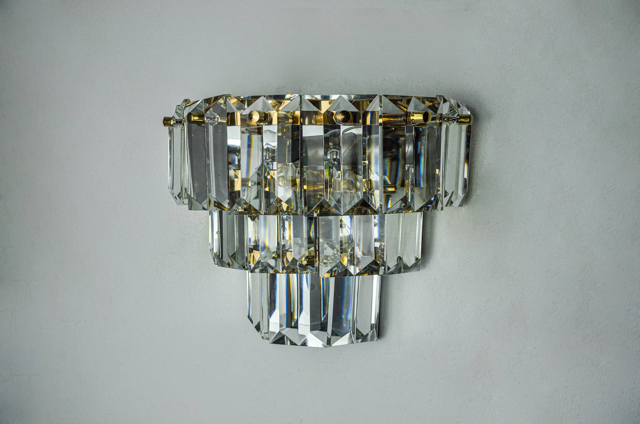Kinkeldey wall light, cut crystals, 3 levels, Germany, 1970