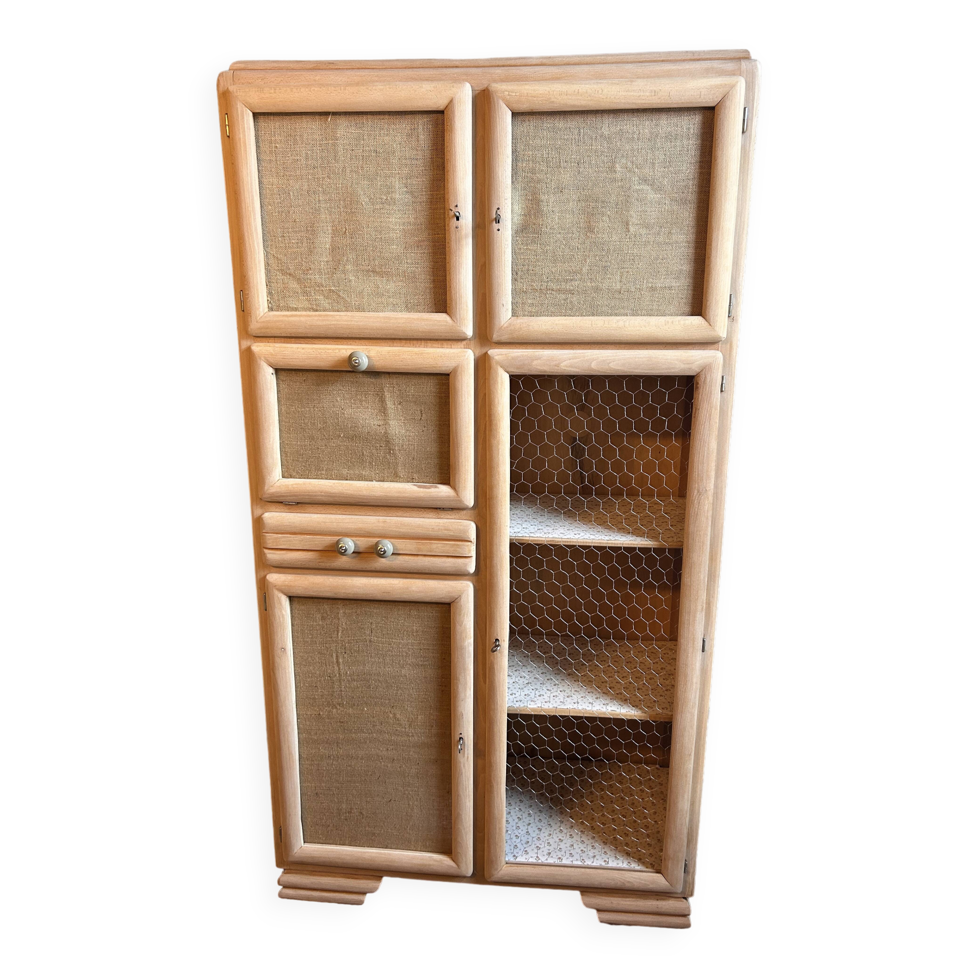 MADO furniture / Wardrobe