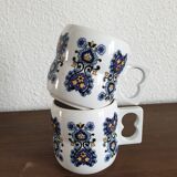 Porcelain mugs duo