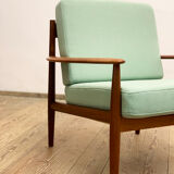 Mid Century Modern Teak armchair or easy chair by Grete Jalk for France & Son, Danish Design, 1950er