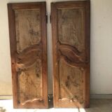 Deux portes armoire en bois loupe