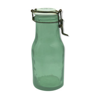 Ideal jar with porcelain cap